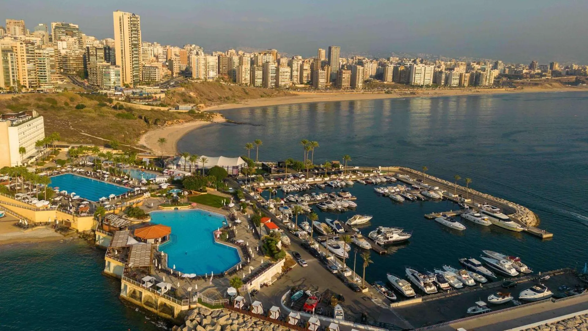 ***** Resort Moevenpick Hotel Beirut Libano
