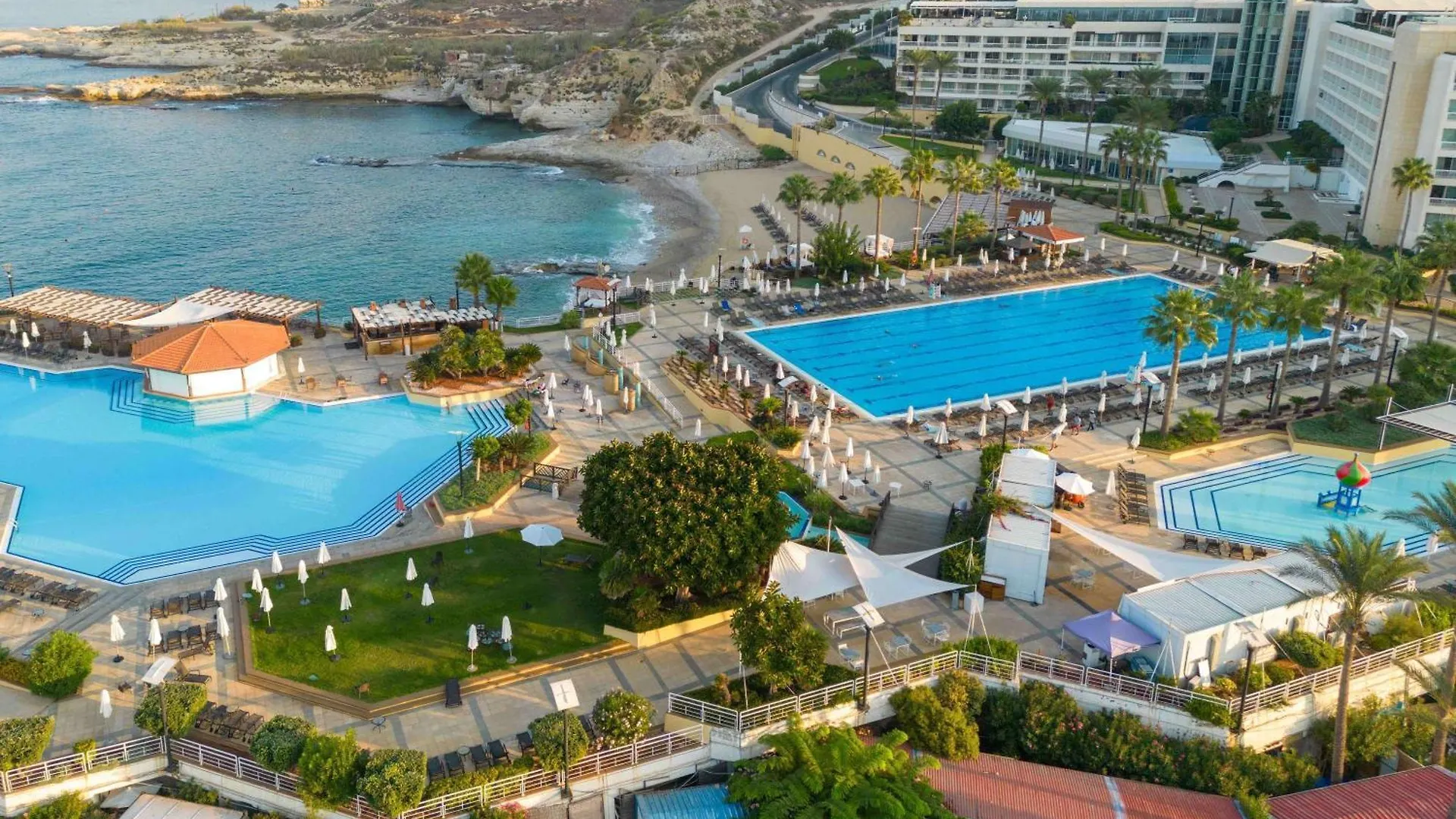Resort Moevenpick Hotel Beirut