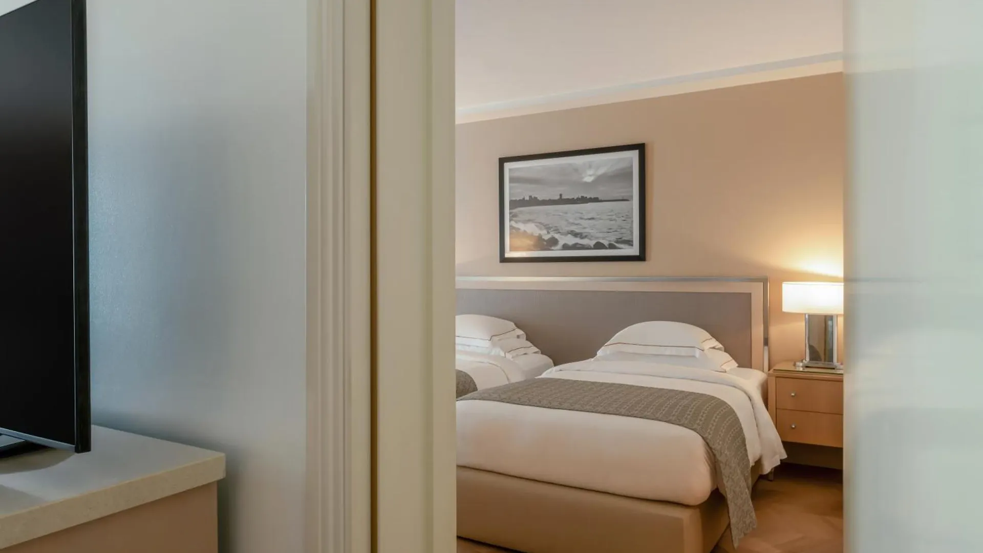 ***** Feriested Moevenpick Hotel Beirut Libanon