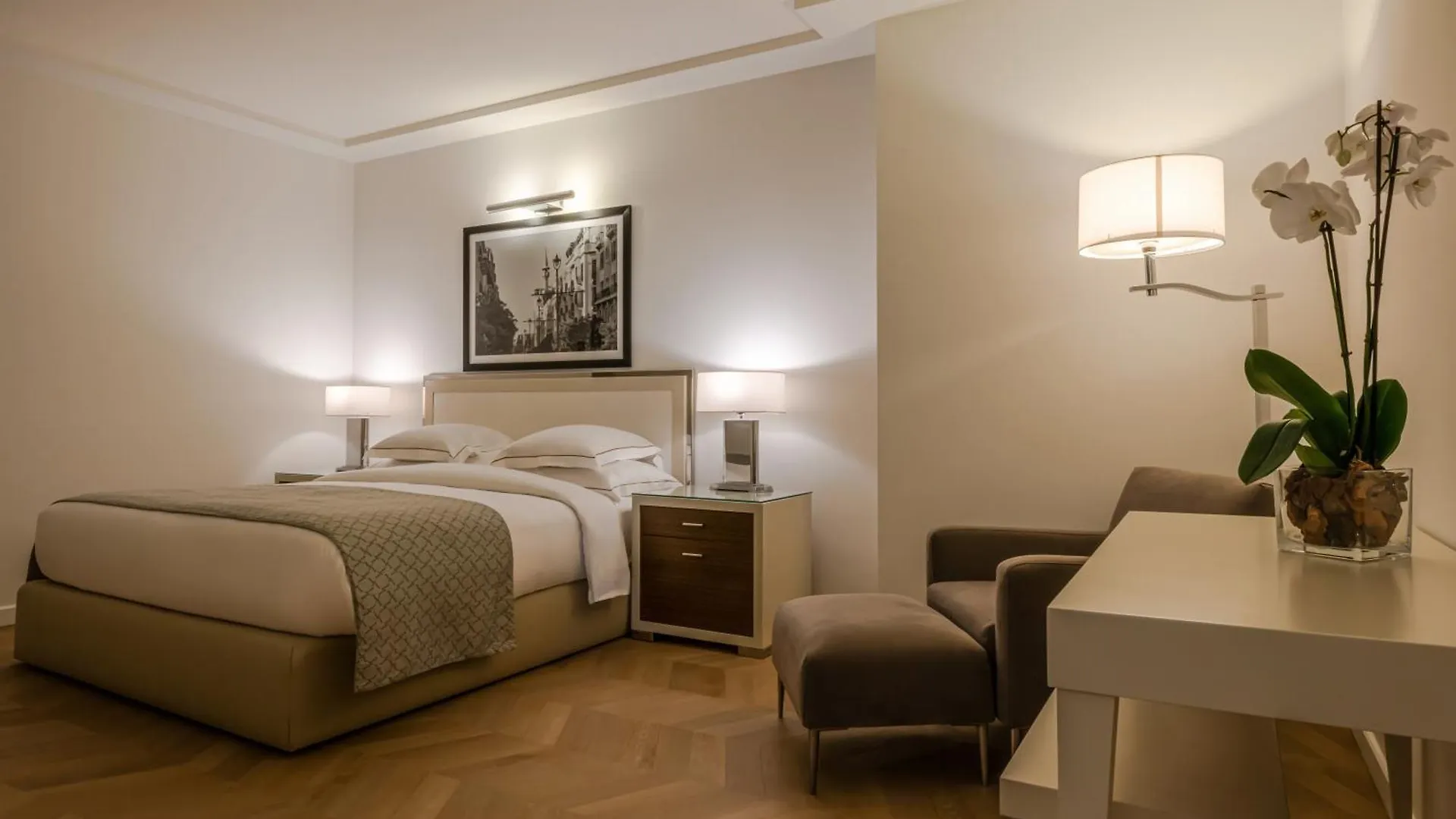 Курортный комплекс Moevenpick Hotel Бейрут