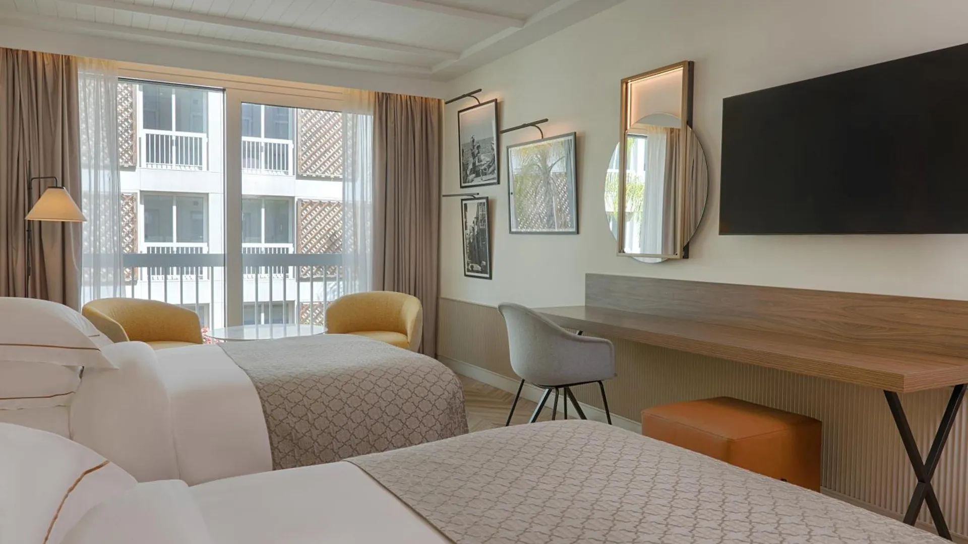Moevenpick Hotel Бейрут 5*,  Ливан