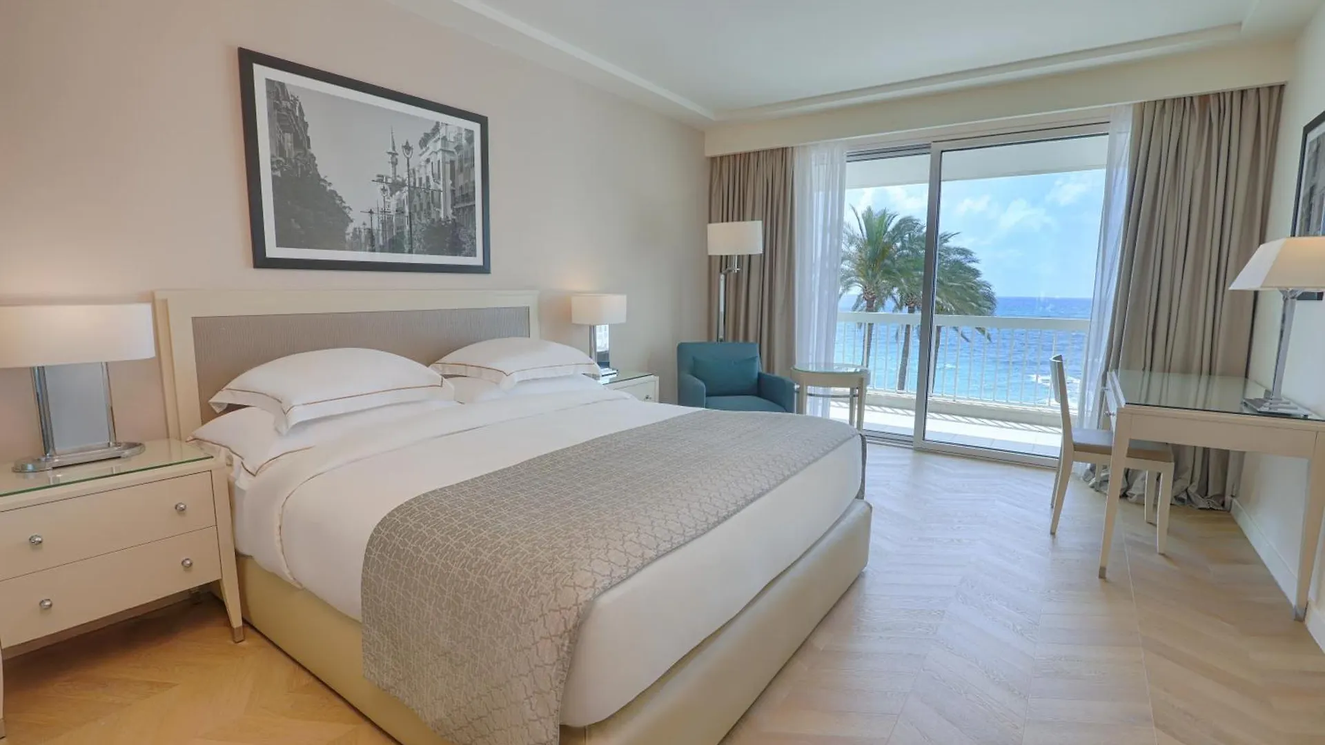 Moevenpick Hotel Beyrouth 5*,  Liban
